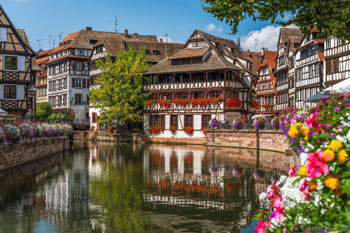 Luminous Apartment In Kehl Near Strasbourg, Conveniently Located Next To A Tram Stop With Direct Access To Strasbourg City Centre المظهر الخارجي الصورة